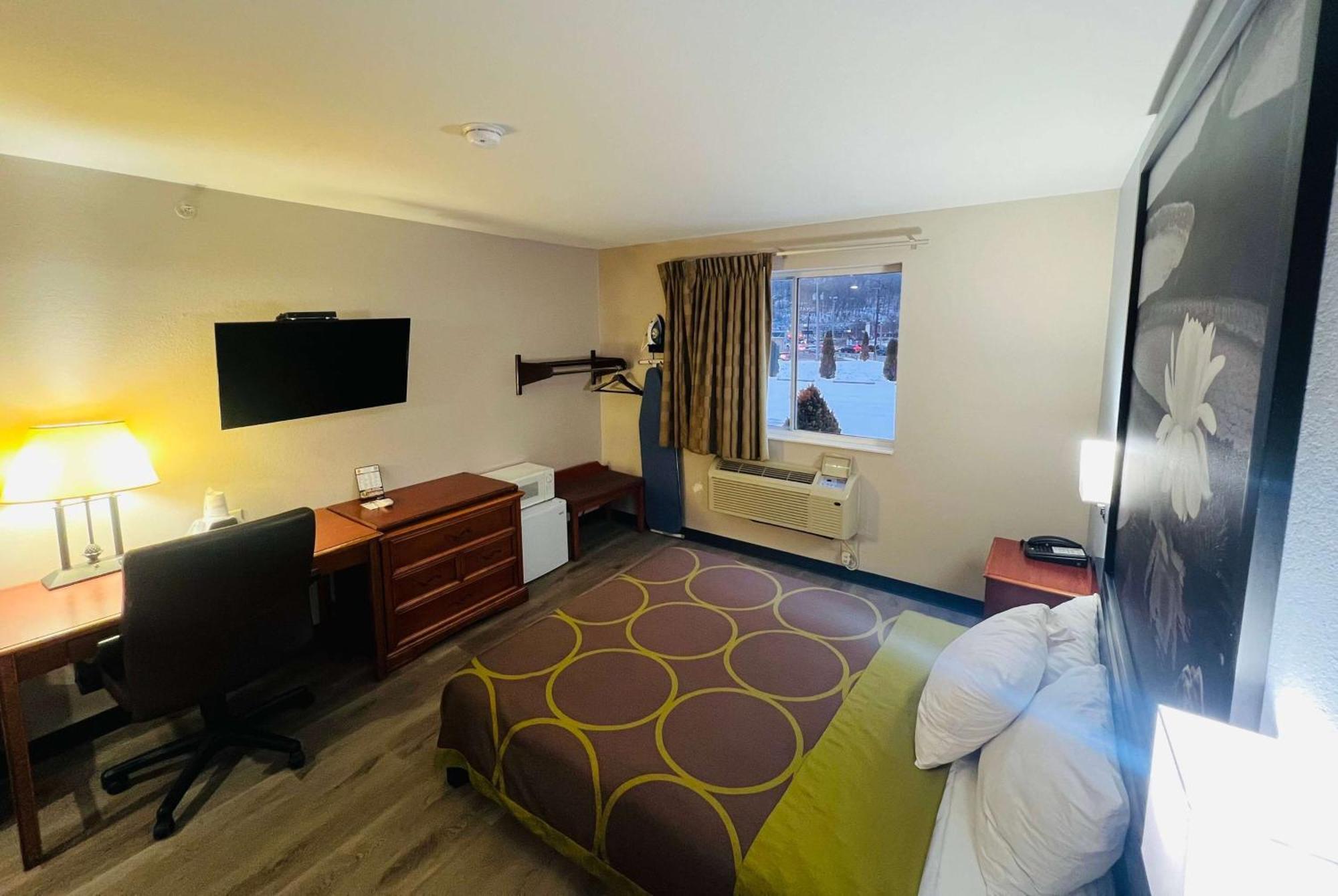 Super 8 By Wyndham Pittsburgh/Monroeville Kültér fotó